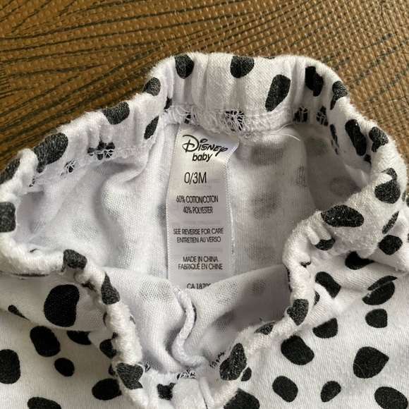 🌸3/$10🌸 Disney 0-3 month Dalmatian pants - Picture 2 of 2